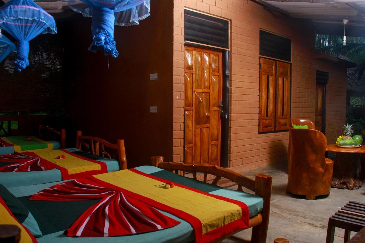 Yalaway Nature Villa Tissamaharama Exterior photo